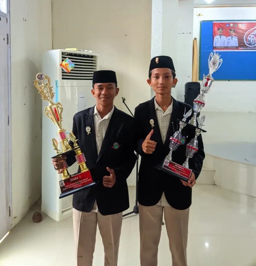 Keren! Dua Siswa SMA Jabal Nur Jadid Sabet Juara 1 di Hardikda Aceh Barat Daya