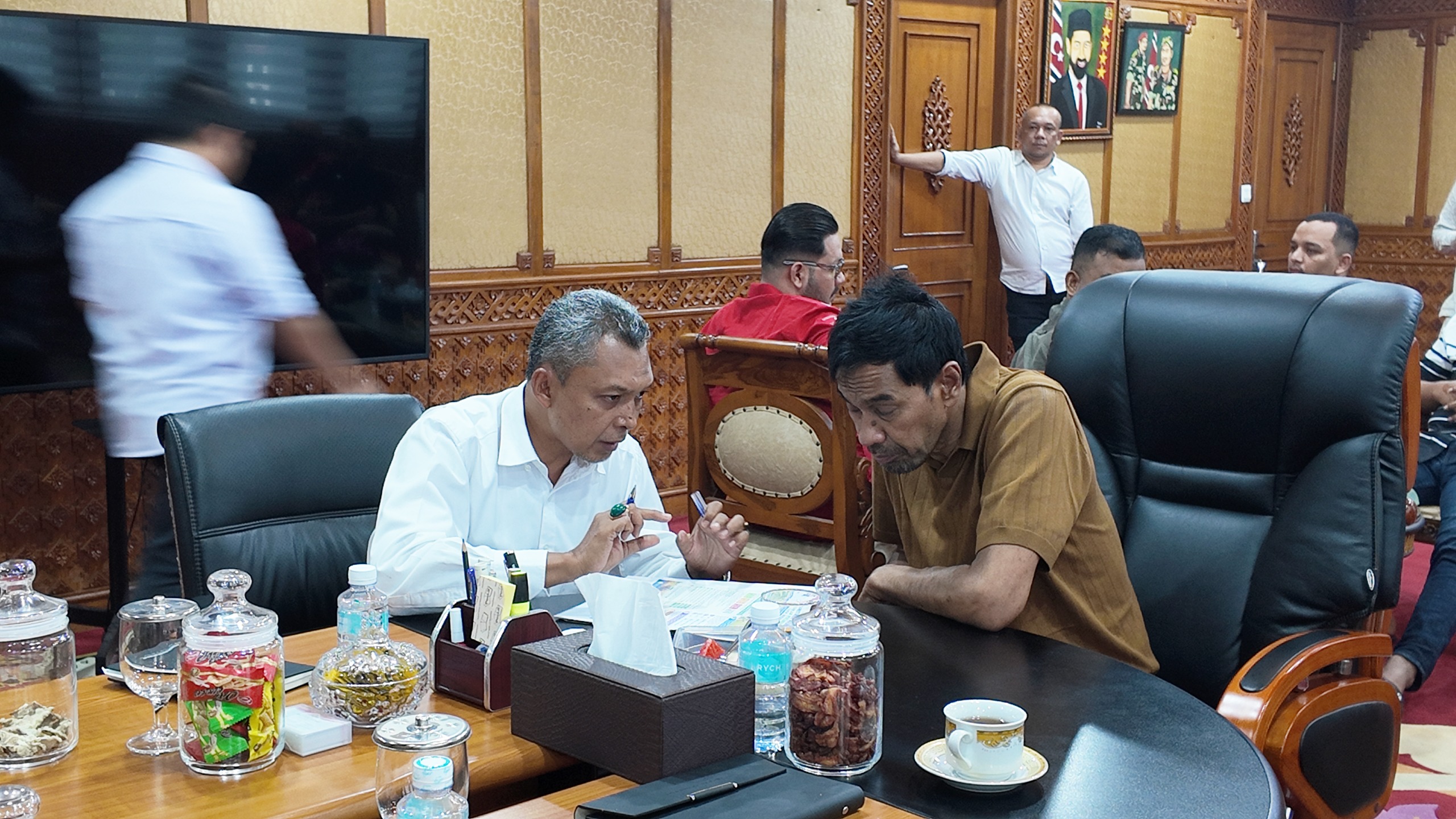 Intruksi Gubernur Mualem kepada Distanbun, Pacu Penanganan Petani Terdampak Bencana
